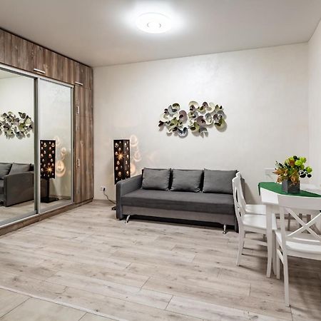 Alfa Apartments Kulisha 40 Lviv Kültér fotó