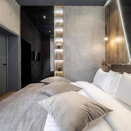 Alfa Apartments Kulisha 40 Lviv Kültér fotó